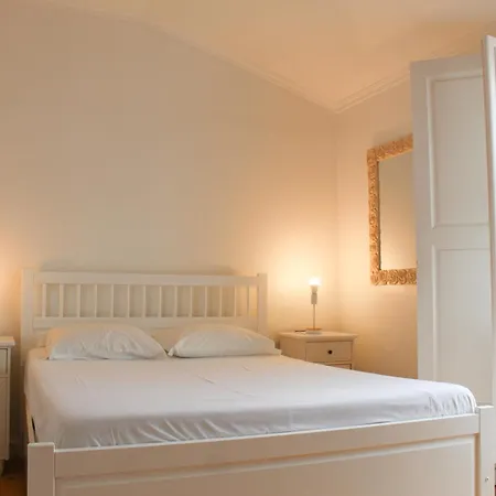 037 - Rua Da Regueira - Alfama Apartment